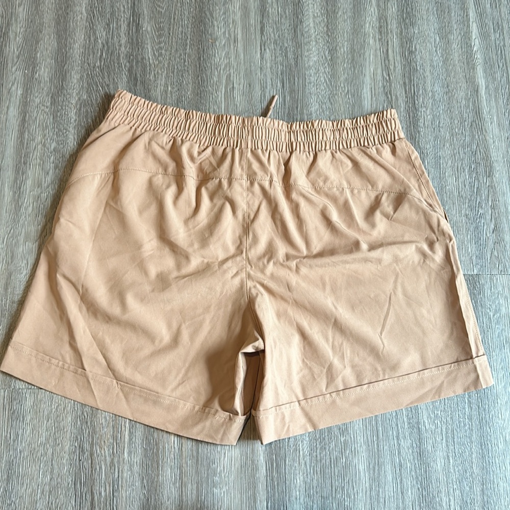 Mondetta Shorts - Picture 2 of 4